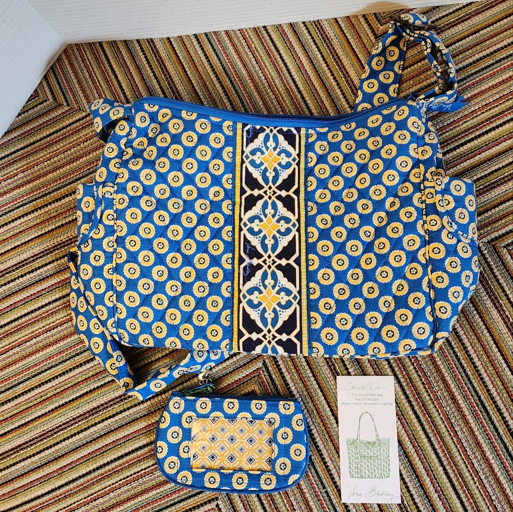 Vera Bradley On The Go Shoulder Bag With mini wallet in Riveria Blue